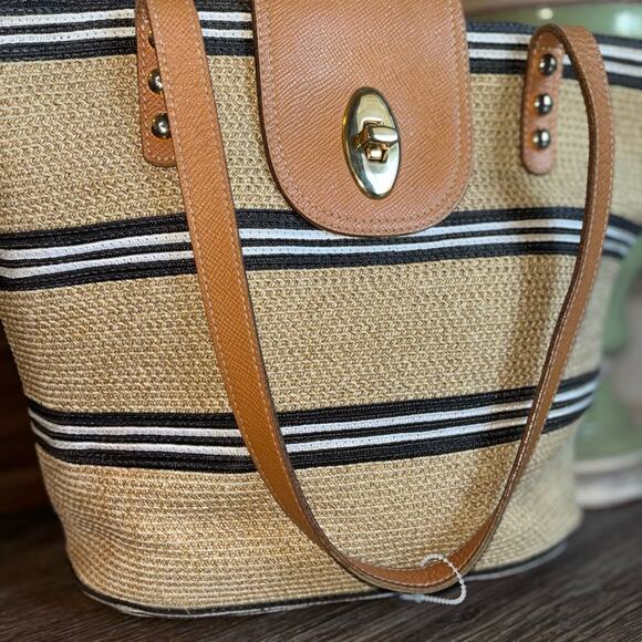 Eric Javits Squishee straw Tote bag - Picture 2 of 11